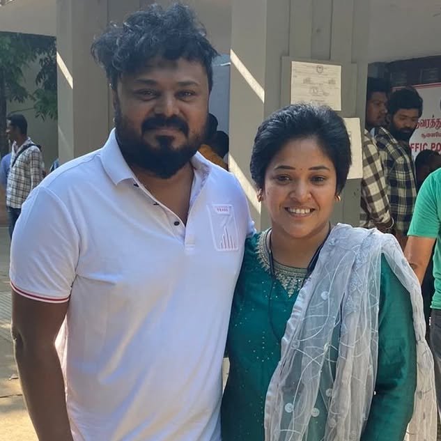 My iniatiate ,my motivator,my guider.Happy to meet you sir after long back @durai_vz #casting #love #friends #director #riyacreations #riyacast